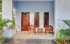Oyo 92401 Hotel Mustika